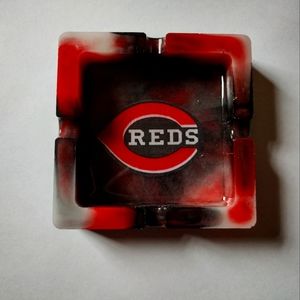 Cincinnati Reds ashtray